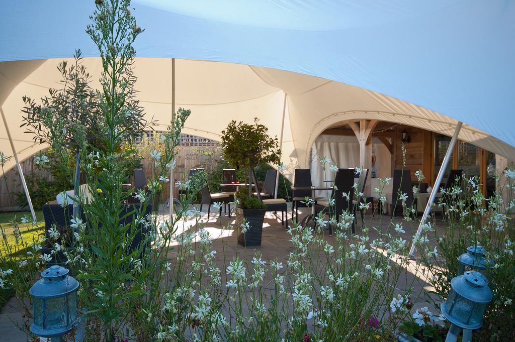 Frasers Egerton  Extérieur photo